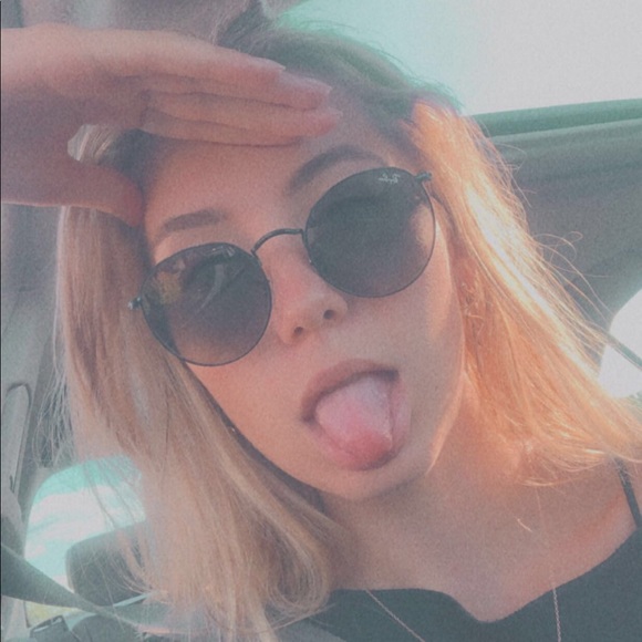 navyeyes